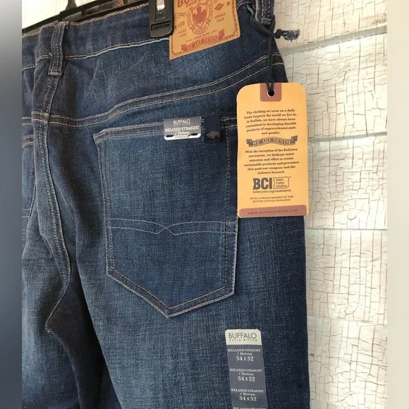 BNWT “Driven” Relaxed Straight Buffalo by David Bitton Jeans - Picture 3 of 4